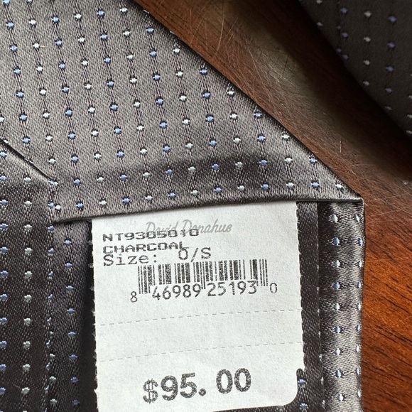 NWT David Donahue tie in charcoal - Picture 2 of 3